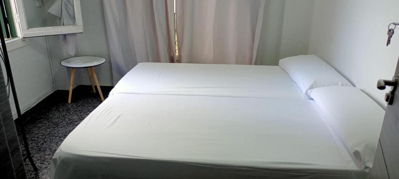 Old Center Inn Alicante — Photos 3